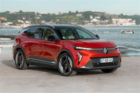 Novo Renault Scenic 100% elétrico. Primeiro teste em Portugal