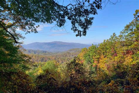 Gatlinburg Guide 2025 | The ULTIMATE Guide To Gatlinburg & Pigeon Forge ...