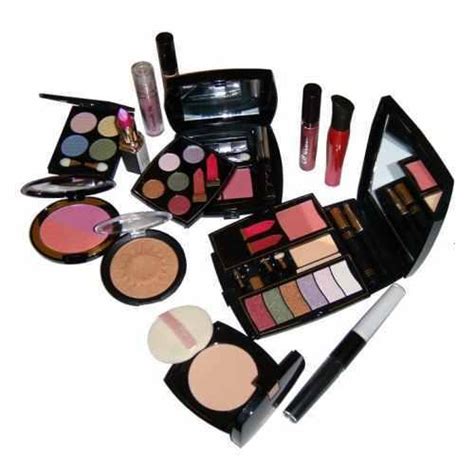 Beauty Salons in Bilaspur, Cosmetic Stores in Bilaspur