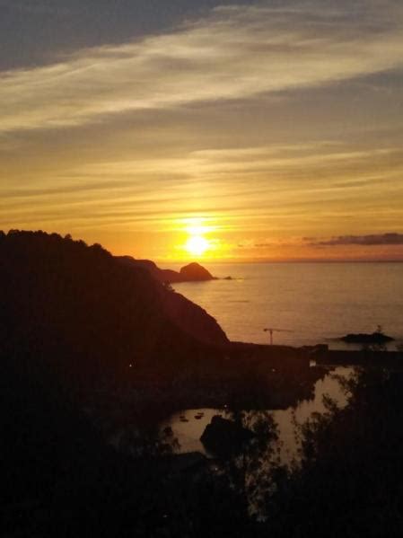 Atardecer en Cudillero