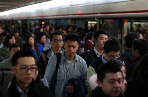 上海跨省上班族全国最多 平均上班耗时51分钟_新浪上海_新浪网