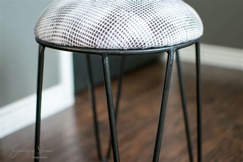 Footstool DIY 的图像结果