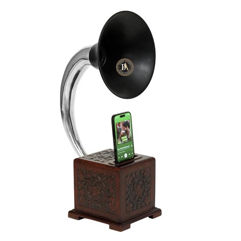 Decor antique mobile gramophone speaker (Wooden carving work) wooden ...