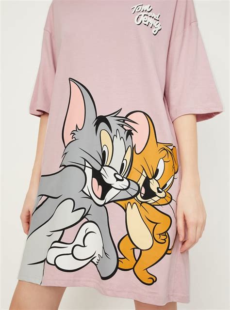 Buy Women Boxy Fit Tom & Jerry Chemise Online at just Rs. 699.0 ...