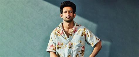 Style Floral Shirts For Men