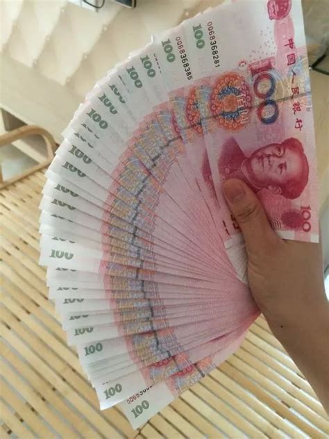 黑龙江省调整最低工资标准,鸡西市从2017年10月1日起调整为1450元,小时工资为13元