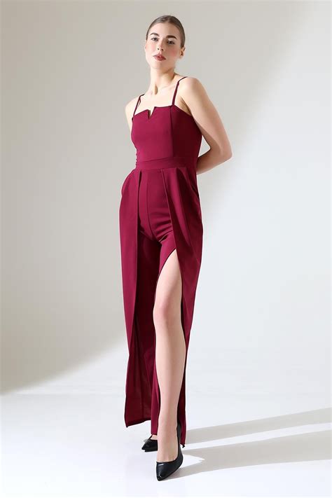 Plum Crepe Fabric Strappy Neck and Slit Detail Jumpsuit | Deafox