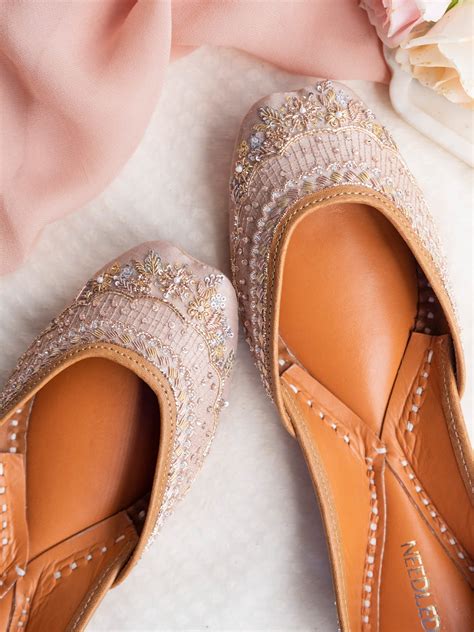 Dali Jutti | Rose Gold Jutti – Needledust