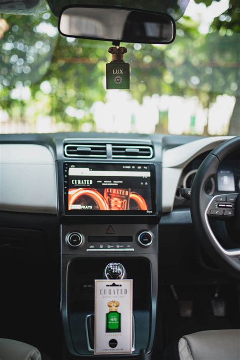 Men Hangers – Curated For Cars