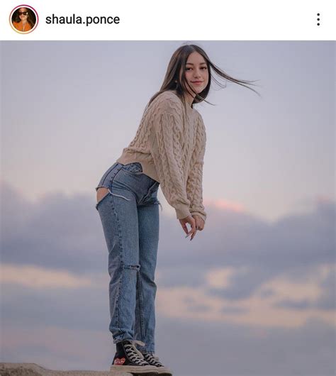 Shaula Ponce 🍁 | Famosas guapas, Ropa, Como posar para fotos