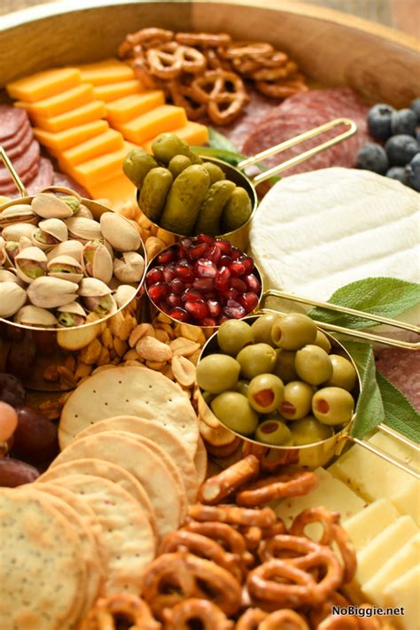 How to you pronounce charcuterie board - dadspecialist