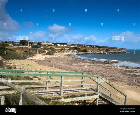 Australian beach and boardwalk hi-res stock photography and images - Alamy