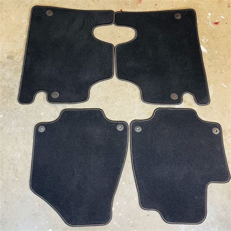Chrysler Pacifica OEM Carpet Floor Mats Black 2017-2021 4pc Set for ...