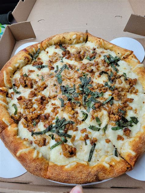 Mellow Mushroom - Evans Georgia Restaurant - HappyCow