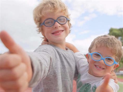 Usher syndrome causes, type 1, 2, 3, symptoms, diagnosis and treatment