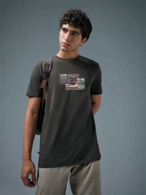 Men Slim Fit Crew Neck T-shirt with Cotflex