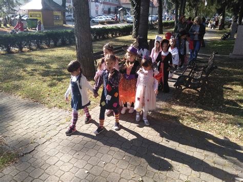 Маскенбалом почела Дечија недеља (видео)