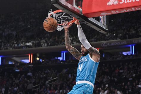 Phoenix Suns Acquire Nick Richards And A Second Round Pick In Trade ...