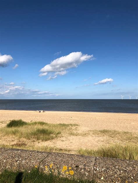 ELM BEACH CARAVAN PARK (Caister-on-Sea) - Campground Reviews & Photos ...