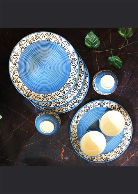 Get Blue Swirl Dinner Set (8 Pieces) at ₹ 2799 | LBB Shop