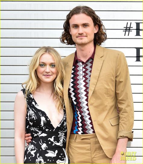 Dakota Fanning Walks First Red Carpet with Boyfriend Henry Frye!: Photo ...