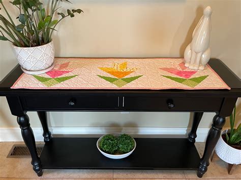 Quilted Spring Floral Table Runner for Easter Tablescape — Shadow ...