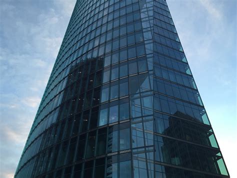 Commercial Building Facade 的图像结果