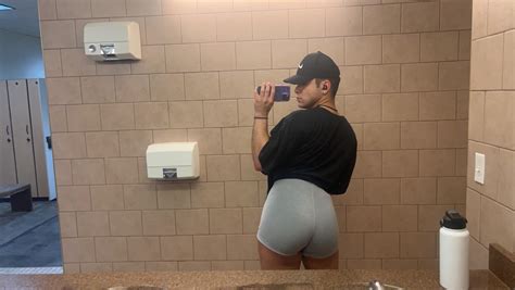 Cardio after leg day? : r/MenInLeggings