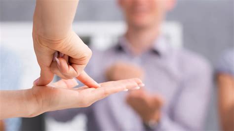 Sign Language Course Online Free 的图像结果