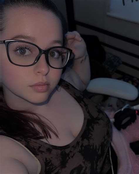 Emmy Bear | @smallest.spark #onlyfans ? | Instagram