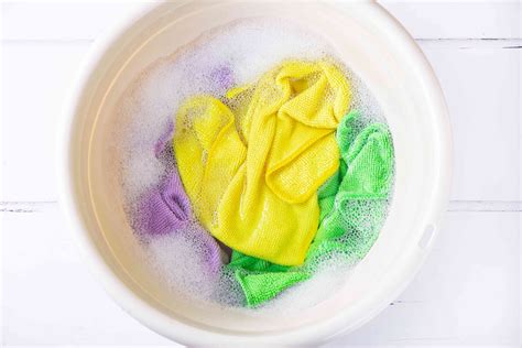 How to Wash Microfiber Cloths