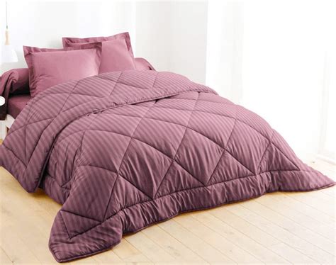 VAS COLLECTIONS 210 TC Satin Stripes Reversible AC Comforter/Blanket ...