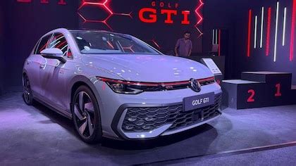 Volkswagen Golf GTI Price: Explore Volkswagen Golf GTI price, Specs ...