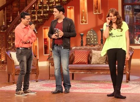 Bipasha Basu Promotes New Fitness DVD on 'Comedy Night with Kapil ...