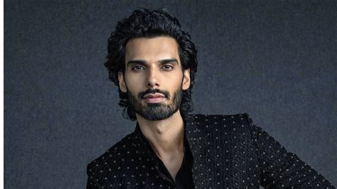 Pippa Actor Anuj Singh Duhan: Army Men Are Perceived To Be Robotic And ...