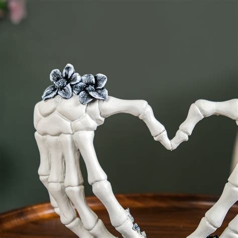 Skeleton Love Hands Decor Showpiece Online - Premium Decor Object ...