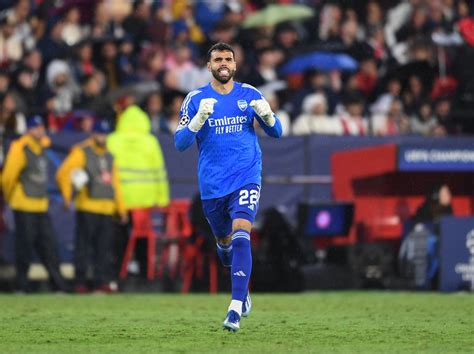 Gallery: 50 shots from Sevilla success | Gallery | News | Arsenal.com