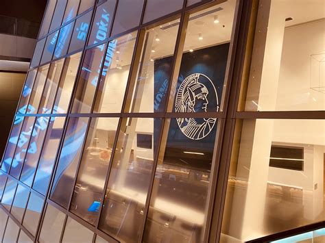 American Express Centurion Lounge LAX Close To Completion - Live and ...