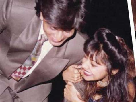 SRK And Gauri Khan's 28th Wedding Anniversary: Most Precious Moments ...