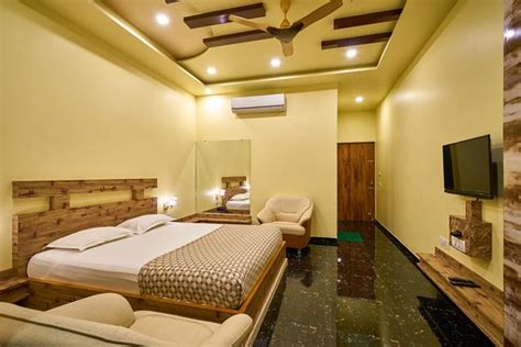 HOTEL SAPTARANG RESIDENCY (Panhala, Maharashtra) - Lodge Reviews ...