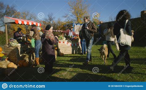 Local People 的图像结果