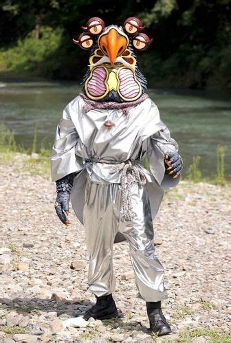 Alien Crocs Eating People 的图像结果