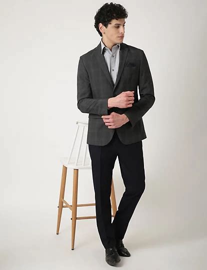 Checked Lapel Collar Blazer