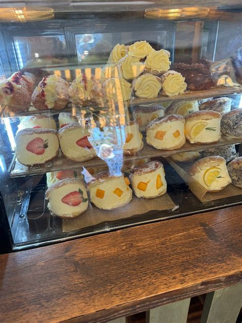 GREEDY COW BAKES, London - Updated 2024 Restaurant Reviews & Photos ...