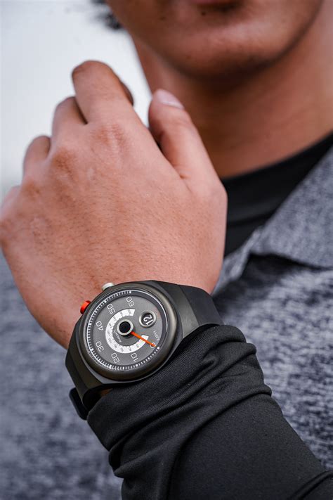 Avarth Ashva - Inspired by retro speedometers