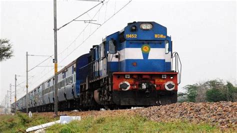 Hitachi Energy to speed up the electrification of Indian Railways ...