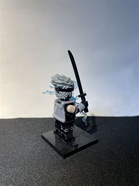 How to Build LEGO Kakashi 的图像结果