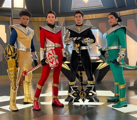'Power Rangers Cosmic Fury': A Ranger To Turn To The Dark Side - That ...