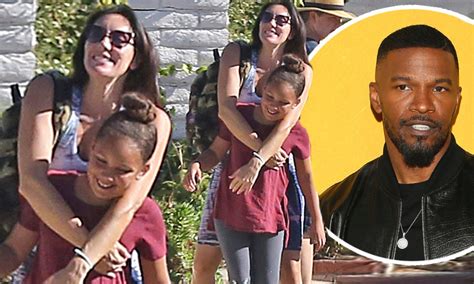 Who Is Annalise Foxx Mother