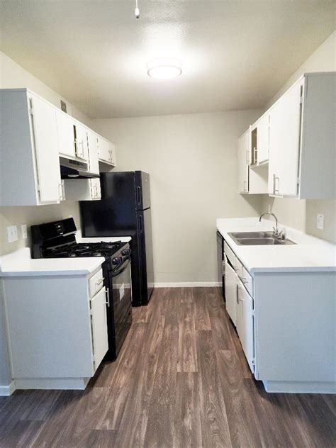 View Photos & Take A Virtual Tour | Ridge Falls Apartments